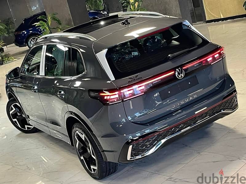 Volkswagen Tiguan R-line 2024 (  فاميه + لون مميز ) 1