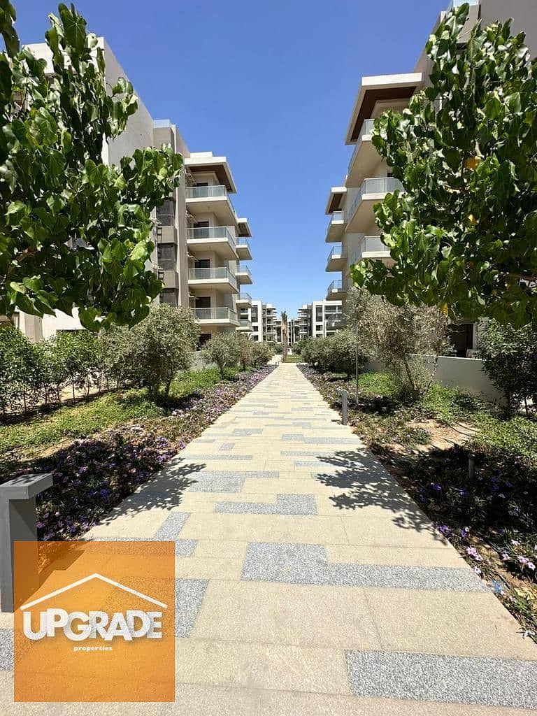 Apartment 140m ready to move full finished landscape view, in next to the 90th Street Mountain View and Palm Hills New Cairo, in the Address East 8