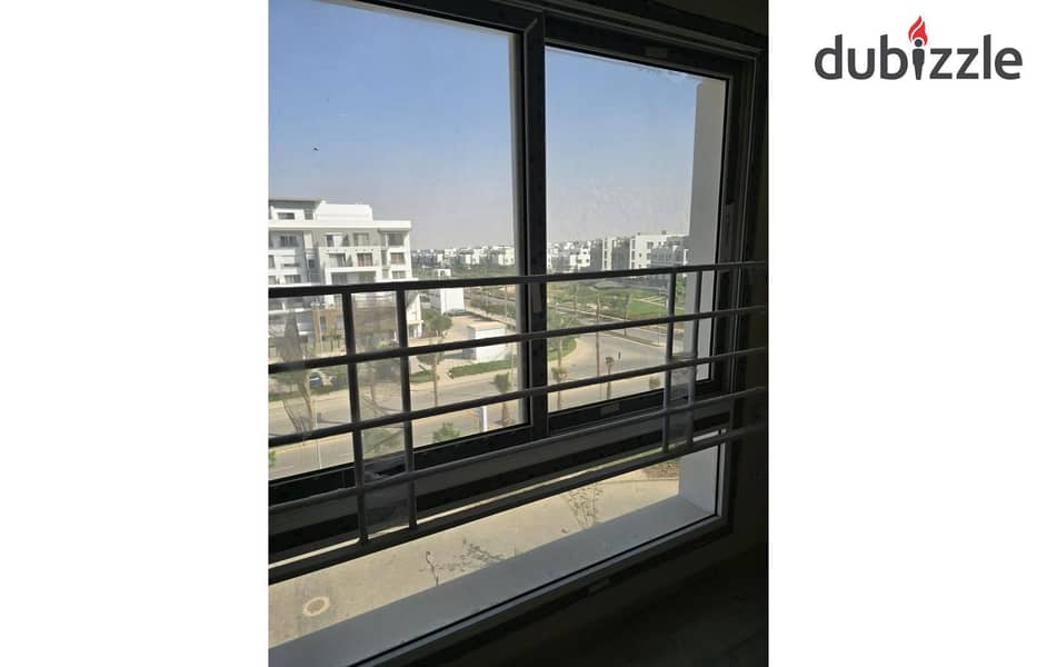 Duplex 240m Semi furnished for rent in hyde park new cairo 25