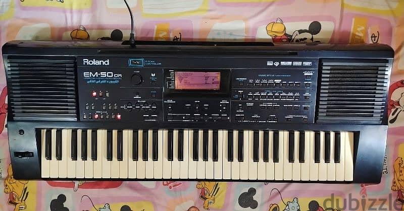 اورج رولاند Roland EM 50 شرقى غربى خمسة اوكتاف بحالة جيدة 0