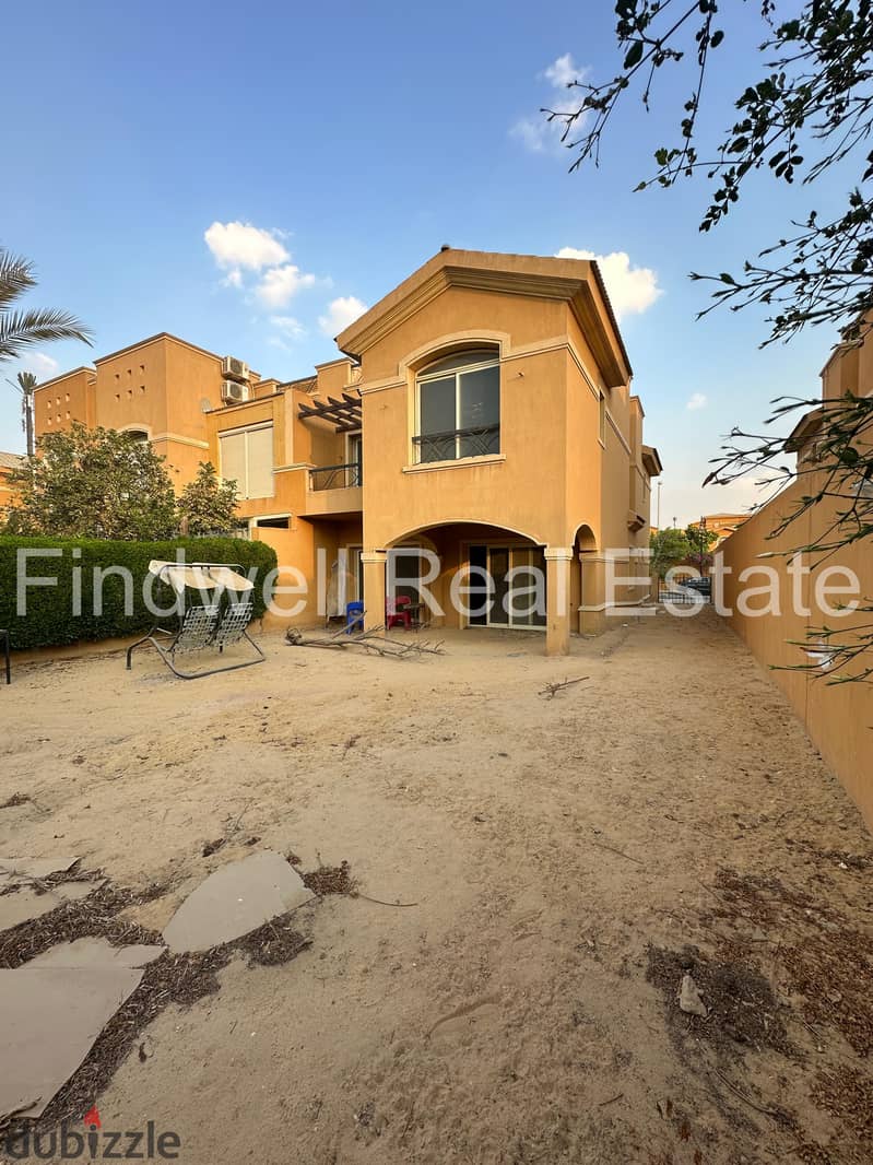 Townhouse corner for sale  Dyar park Good location  Garden view Bahary 1