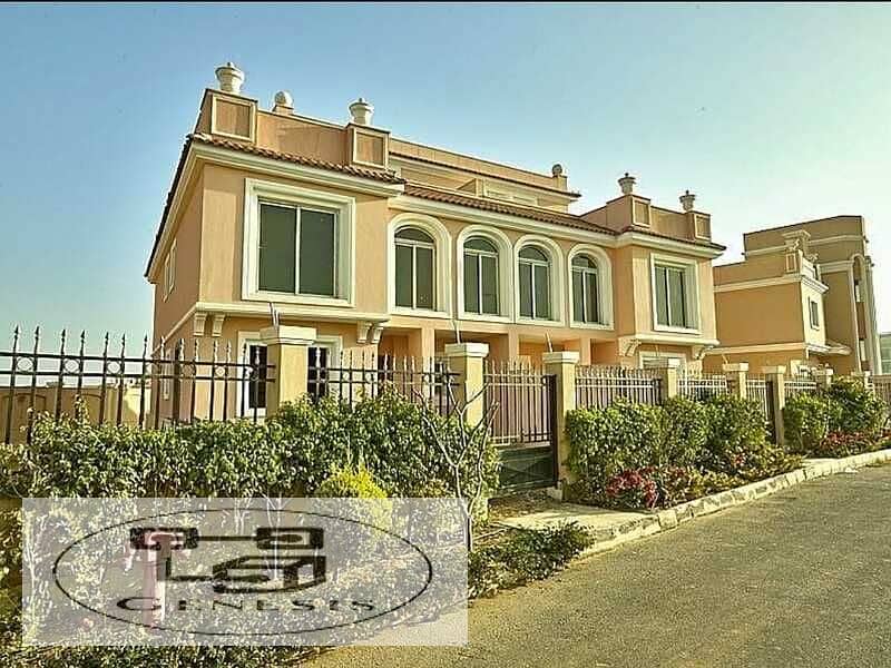 Penthouse for sale in Garden on Suez Road in front of Madinaty Gate 1