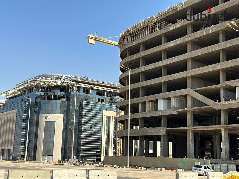 Resale administrative office, 90 meters in the Administrative Capital, Financial District, in installments up to 4 years 0