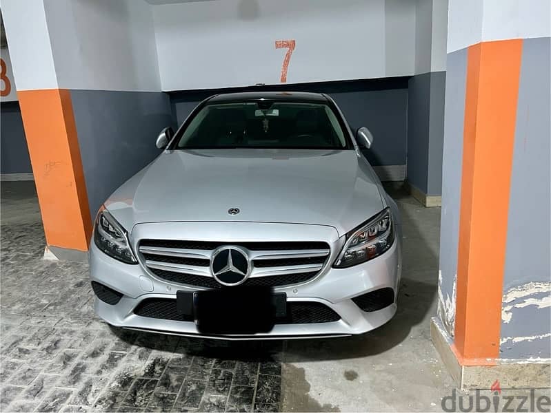 Mercedes-Benz C180 2020 Wakeel like zeroo only 35000kilometer 4