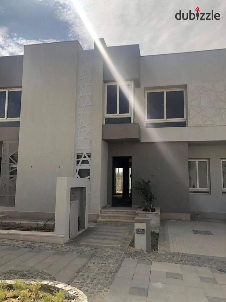 Badya October ( palm hills)  Town house middle for sale 2