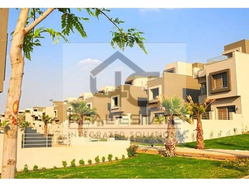 Townhouse Corner for sale in the heart of New Cairo with the lowest down payment and installments until 2032 1