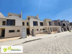 Luxury town house ready to move in Sodic East - New Helioples 0