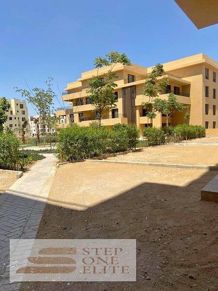 Own a duplex, a bargain, ultra super deluxe finishing, in the heart of October, in front of Mall of Egypt 4