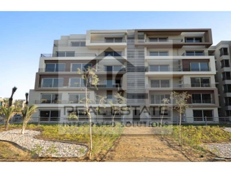 Apartment for sale with lowest total for quick sale at a price including maintenance  in a prime location in the heart of New Cairo 2