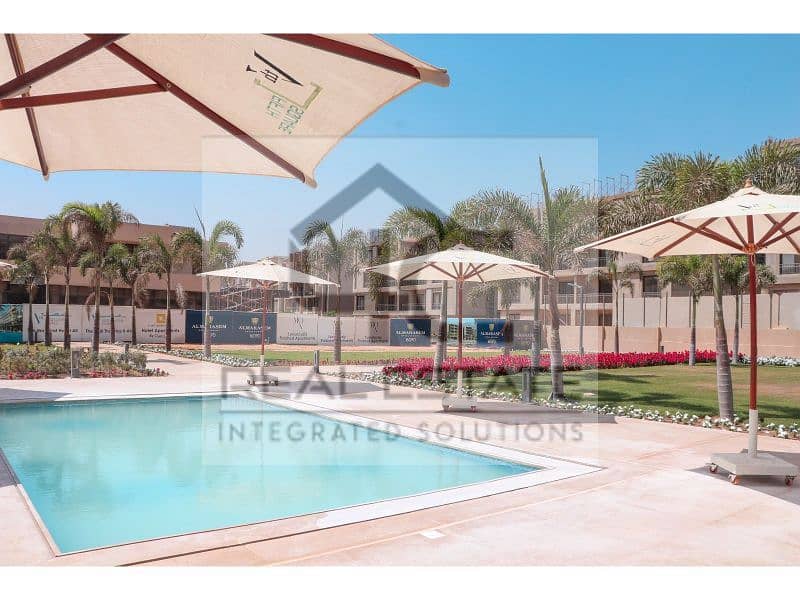 Apartment with a garden 205 m ready to move prime location with the lowest price in Almarasem 1