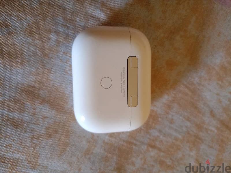 AIRPODS PRO 1 USED LIKE NEW 3