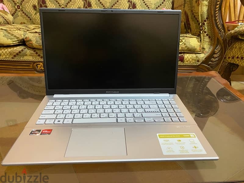 ASUS Vivobook Go 15 AMD R5 7520U 8GB 512GB SSD AMD Radeon Graphics 1