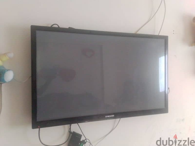 شاشه LCD سامسونج 43 بوصه 1