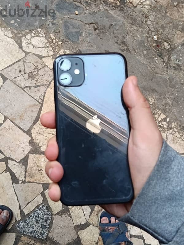 للبيع iPhone 11 2