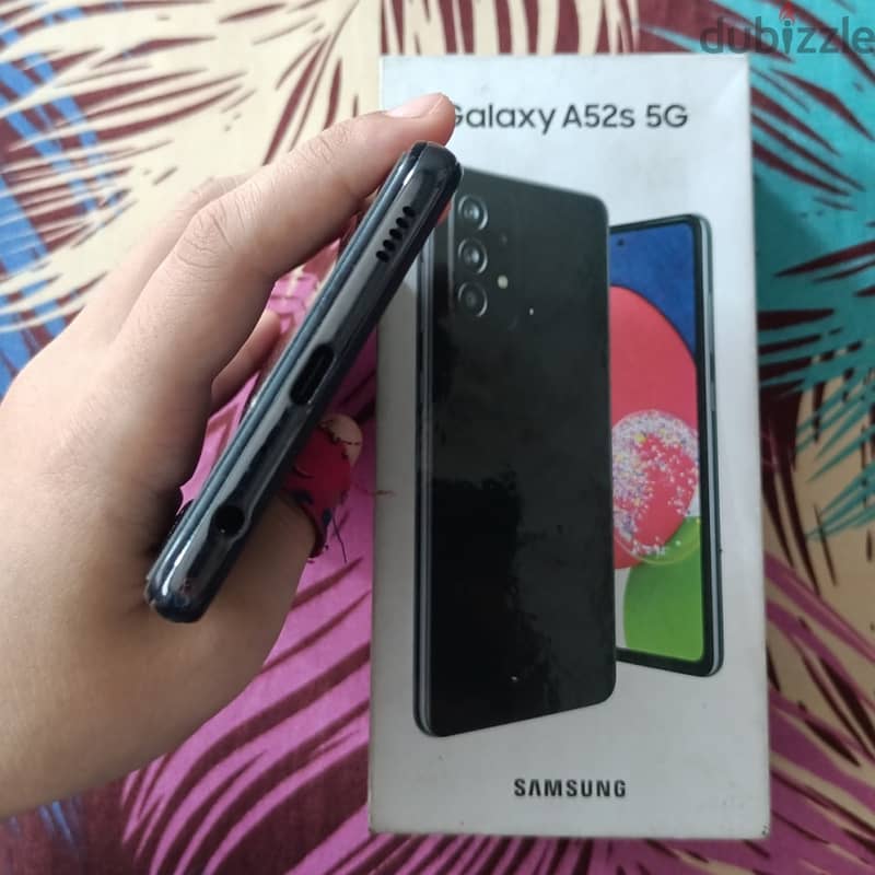 Samsung Galaxy A52s 5G 1