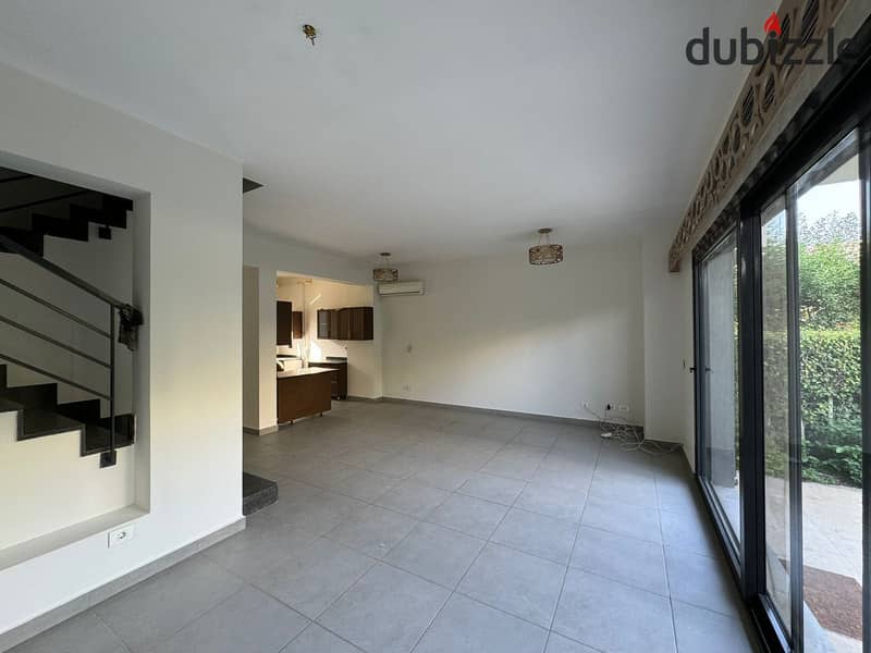 Fully finished apartment, prime location, in the heart of Shorouk, installments 7