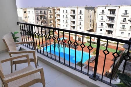 استلام فوري تشطيب كامل Overlooking pool - Boulevard mivida