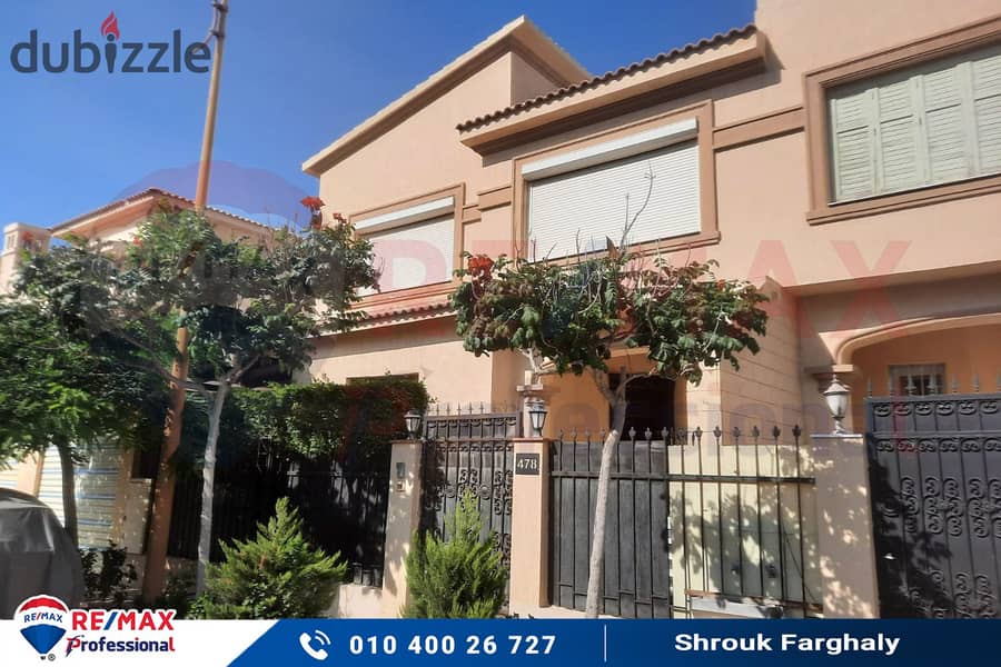 Own a twin house with a fully open lake view in the heart of Alex West 3