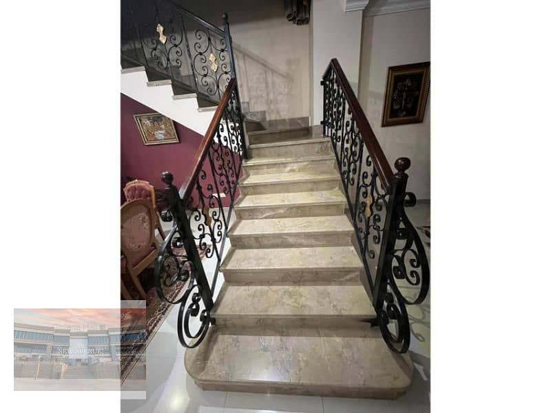 Villa Ready to move fully finished divided to apartments and prime location in new cairo 4