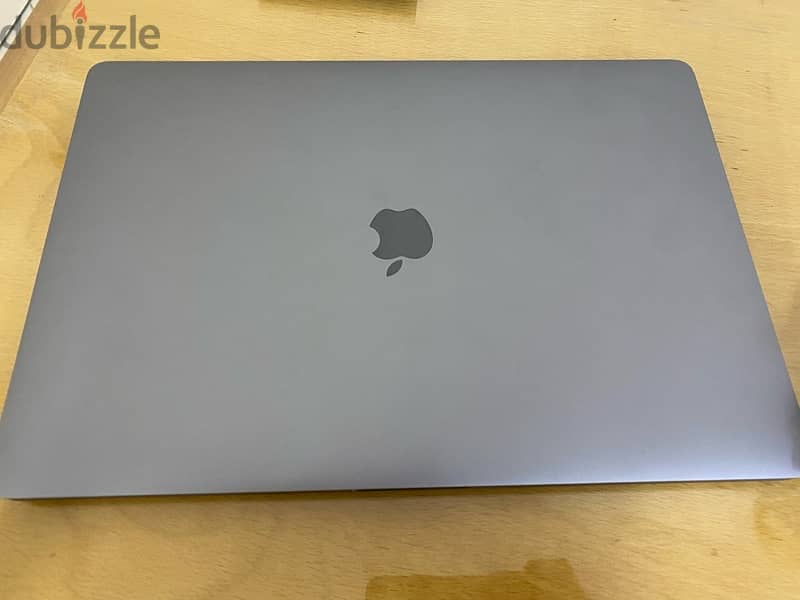 MacBook pro 2018 مستعمل اوبن بوكس استيراد الامارات 2