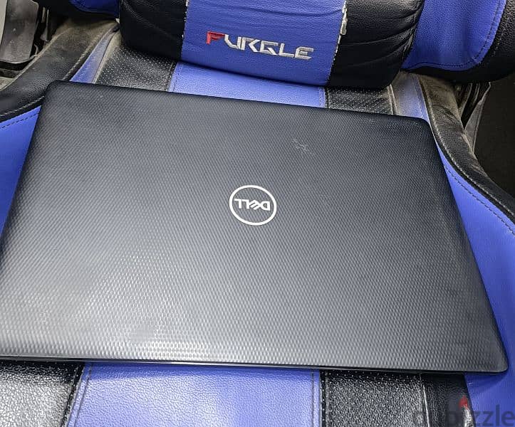 لابتوب ديل كور اي سڤن جيل ثامن بكارت شاشة 2 جيجا Laptop Dell core i7 1