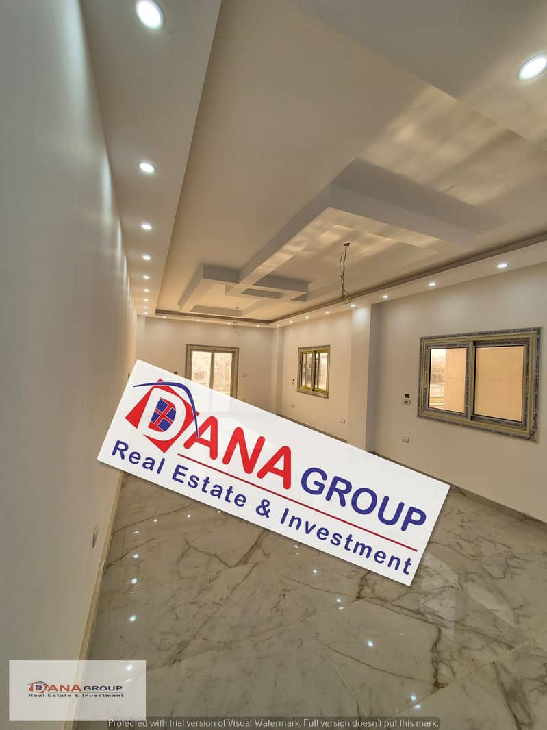 Apartment for sale 205m in the tenth district, first neighborhood Sheikh Zayed  The first floor finishing super lux open view  3 bedrooms and 2 bathro 5