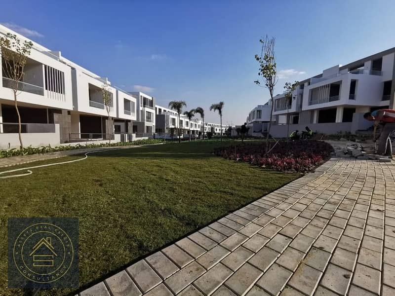 For Sale: 5-Bedroom Townhouse (type C) in Joulz Compound, Phase 2. Immediate Delivery, 10 Minutes from Sheikh Zayed 9