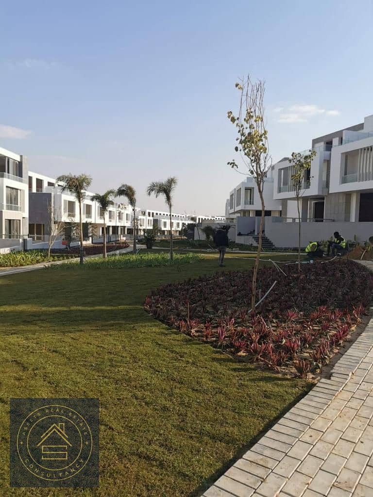 For Sale: 5-Bedroom Townhouse (type C) in Joulz Compound, Phase 2. Immediate Delivery, 10 Minutes from Sheikh Zayed 15