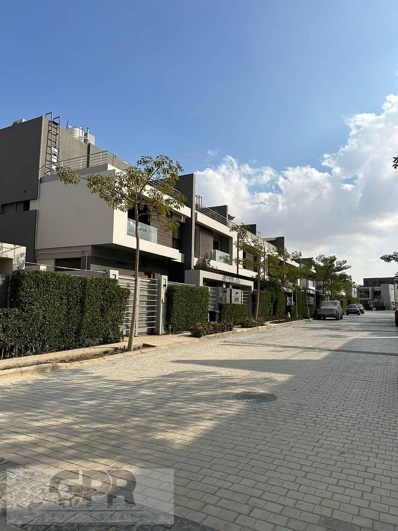 اس فيلا للبيع بالتقــــــسيط باحلى لوكيشن في التجمع الخامس S villa for sale in the best location in golden square Fifth Settlement 1