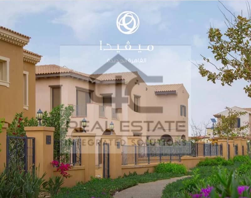 Twin house 330 m prime location for sale in Mivida 5