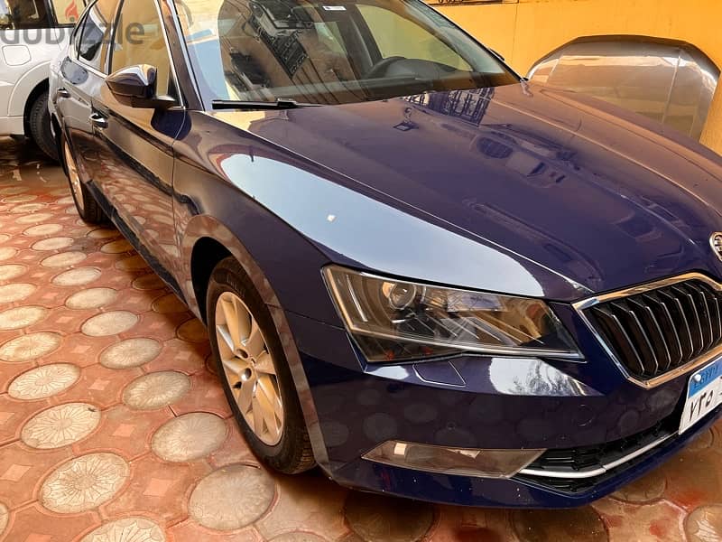 Skoda Superb 2018 6