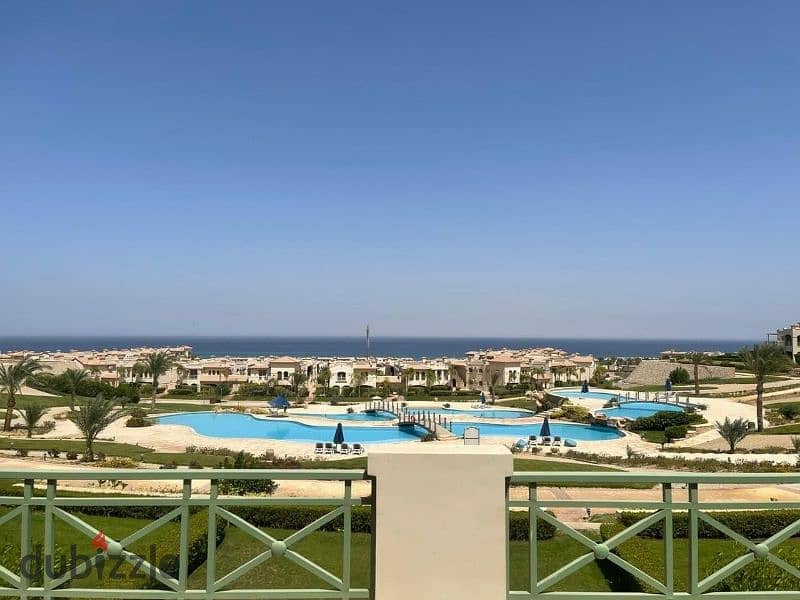 Chalet for sale, distinctive location in Sokhna, panoramic sea view, ready to move, near La Vista 6 8