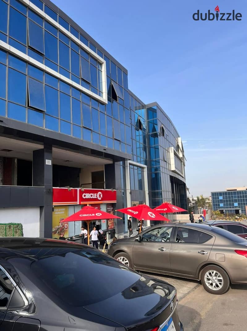 مكتب للبيع في ديونز مول قلب الشيخ زايد office for sale in dunes mall in the heart of el sheikh zayed 1