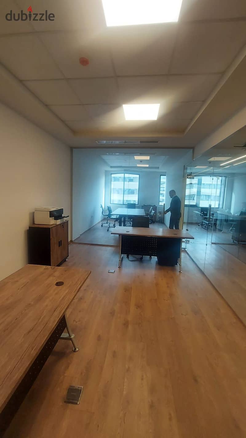 مكتب للبيع في البورتال سوديك الشيخ زايد  office for sale in the portal sodic beverly hills el sheikh zayed 1