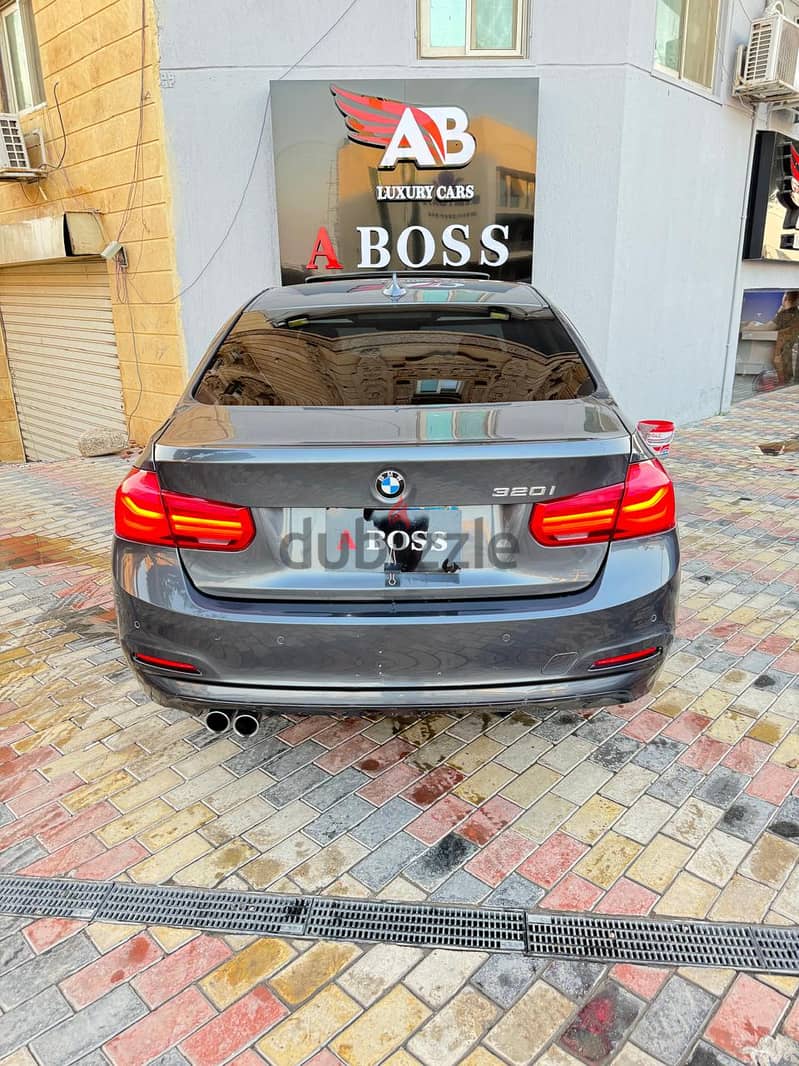 بي ام دبليو 320  BMW  2019 5