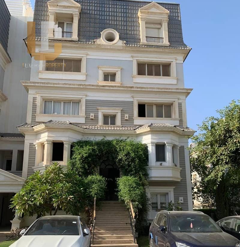 iVilla Roof For Sale Ready to Move High End Fully Finished Prime Location Resale Mountain View Executive Golden Square New Cairo 9