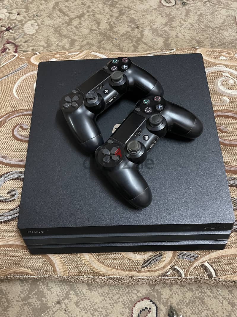 PS4 pro 4