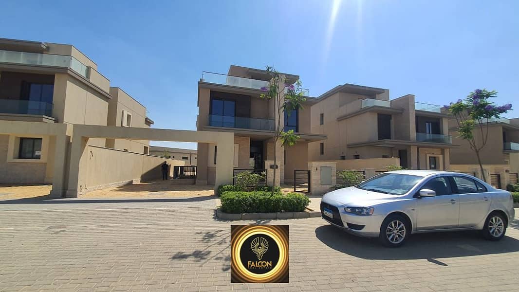 For sale, a villa from Sodic, immediate delivery, in the most distinguished location in Sheikh Zayed, in the Sodic Estates compound 6