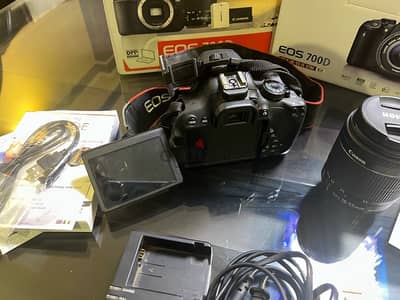 Canon 700D DSLR Camera (Like New) with Accessories