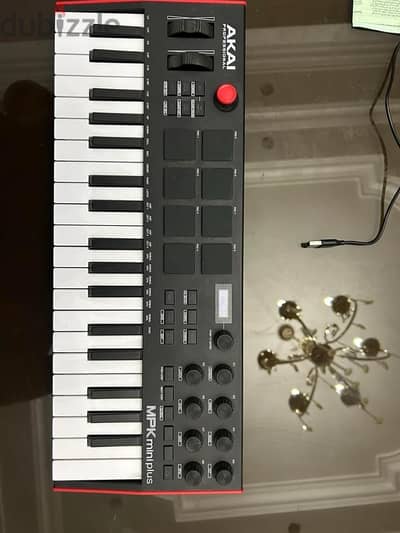 Akai MPK Mini Plus