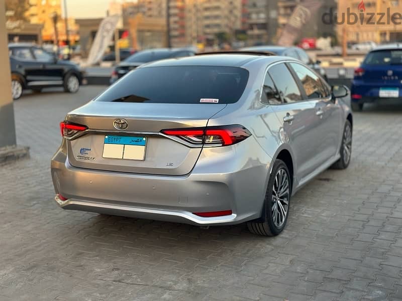 Toyota Corolla 2024 اعلي فئه رخصت ولم تستخدم 4