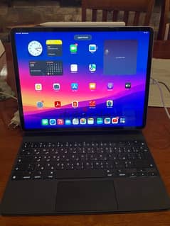 ipad pro 12.9 inch 6th gen with apple magic keyboard and pencil 0