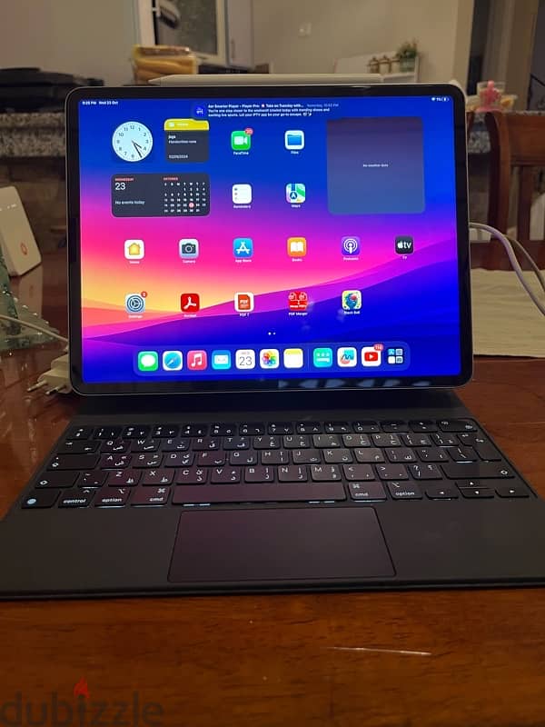 ipad pro 12.9 inch 6th gen with apple magic keyboard and pencil 1