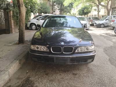 BMW 520i. E39-  حالة ممتازة .  مرفوعة 8 سنوات