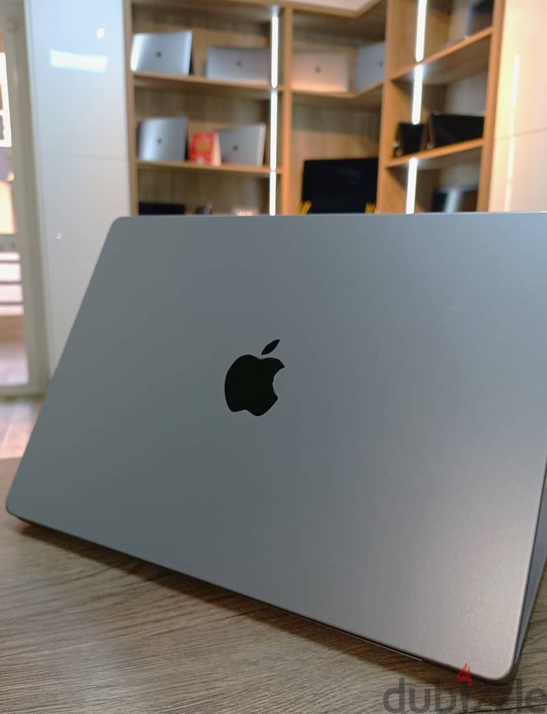 MacBook Pro 14inch M1 Pro | M1pro ماك بوك 4