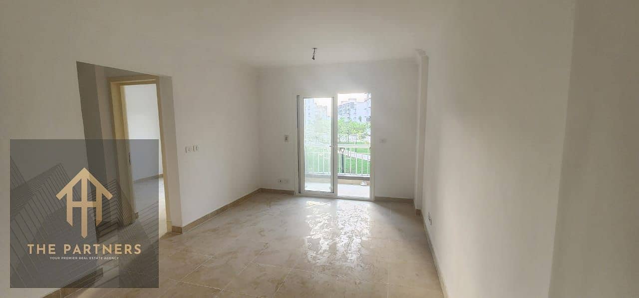 For sale Madinaty apartment area of 74 meters view wide wide garden 5