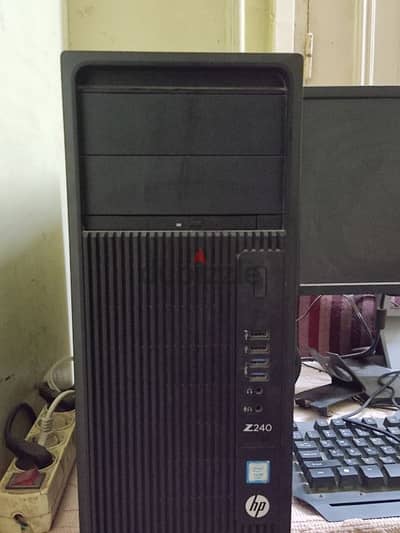 HP z240