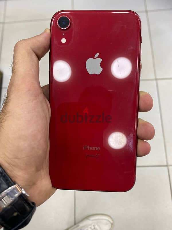 iPhone XR 256  شريحتين  بطاريه80%  مغير كاميرا اصليه خلع 1