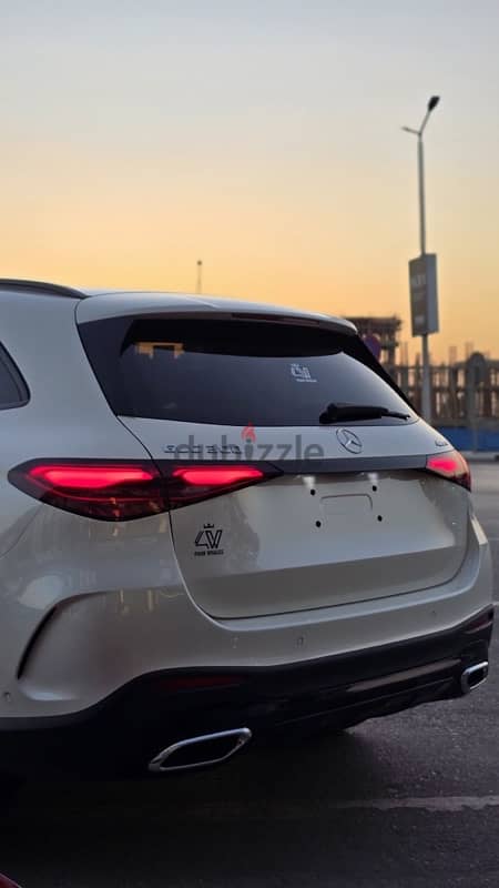 Mercede Benz GLC 300 2023 AMG مرسيدس استلام فوري محاور و عفشة 1