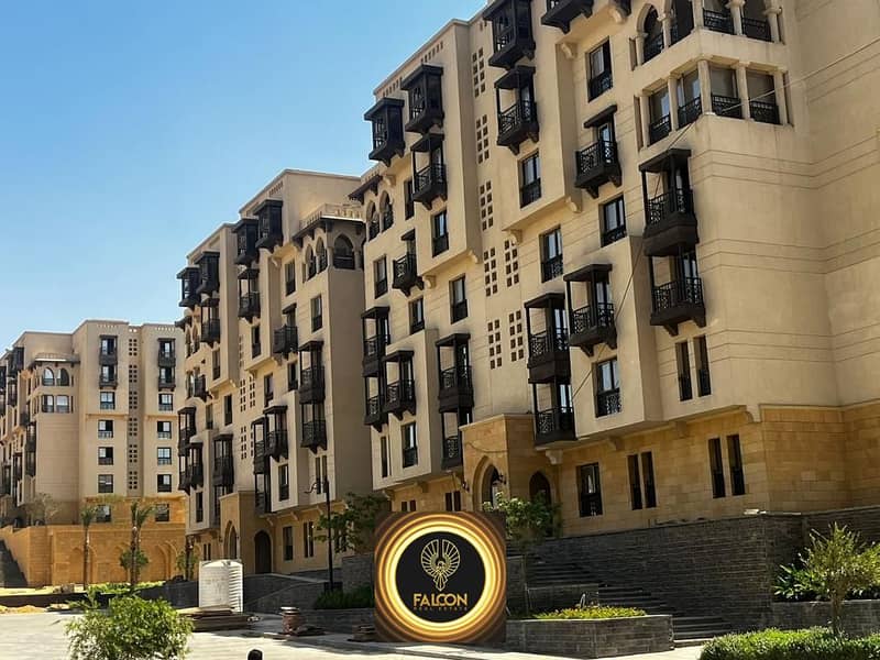 3-bedroom apartment, 150 square meters, for sale, immediate delivery, fully finished, with installments over 7 years, in Al-Fustat Compound 10